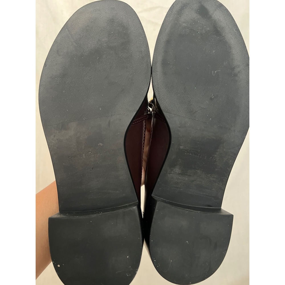 Charles & Keith Chain Accent Loafer Womens Size 36 EU/6 US - Picture 6 of 8